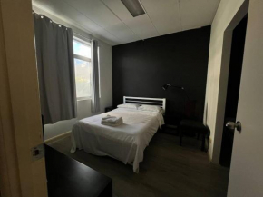 Humble Southport CBD Rooms